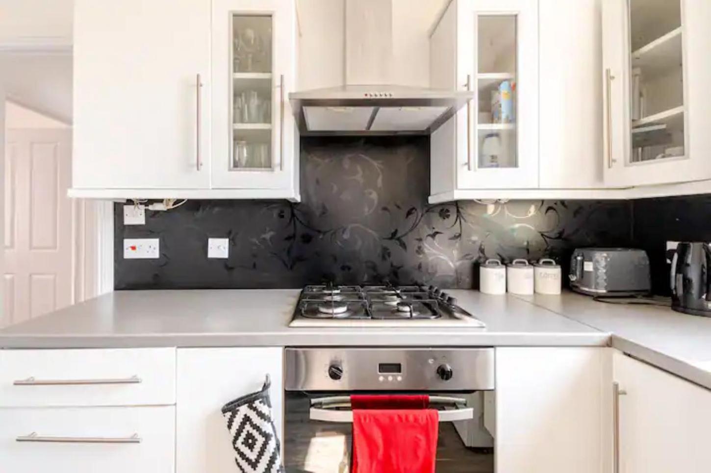 Castle View 2 Bedroom Apartment In Town Centre Hastings Buitenkant foto