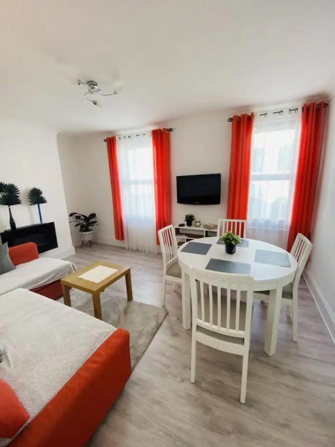 Castle View 2 Bedroom Apartment In Town Centre Hastings Buitenkant foto