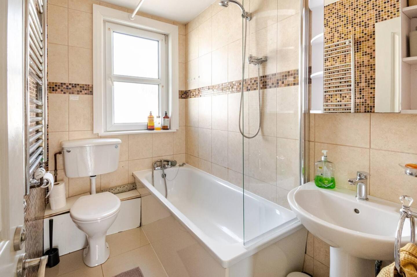 Castle View 2 Bedroom Apartment In Town Centre Hastings Buitenkant foto